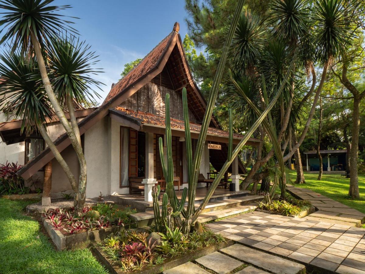 The Village Resort Bogor Eksteriør bilde