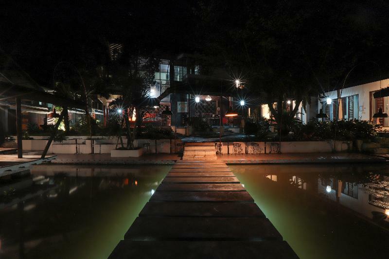 The Village Resort Bogor Eksteriør bilde